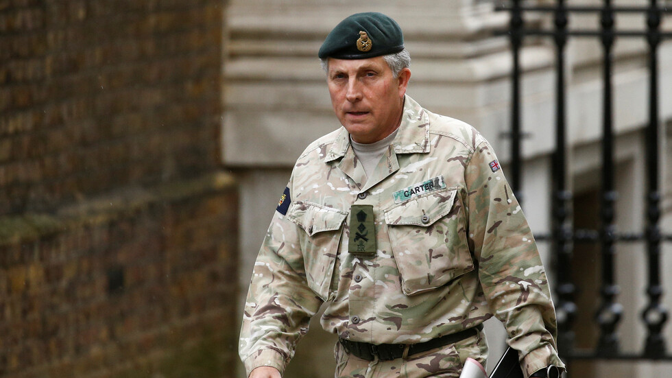 رئيس أركان الجيش البريطاني يدعو إلى الاستعداد لحرب مع روسيا