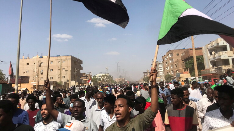 قطع الاتصالات الهاتفية بشكل كامل في السودان