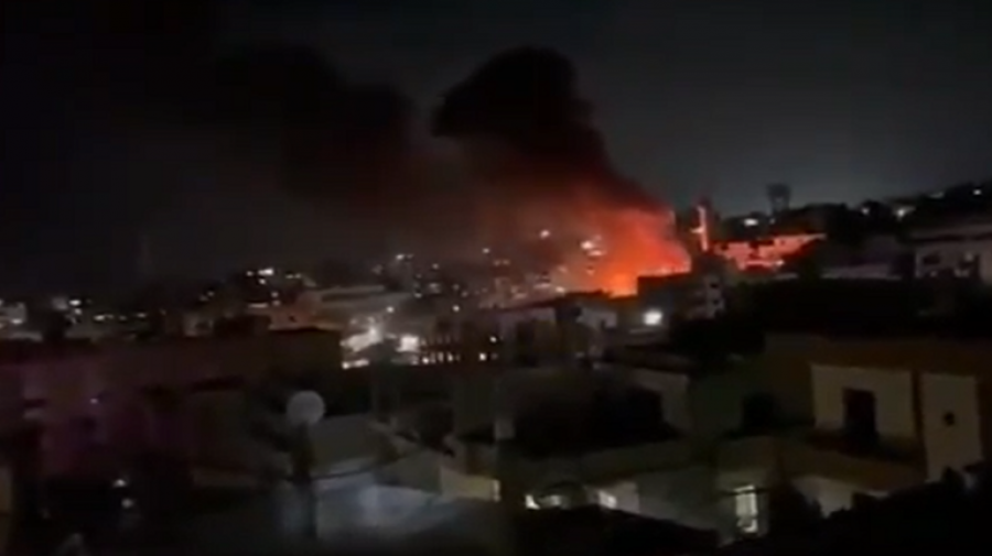 قتلى وجرحى في انفجار ضخم بمخيم فلسطيني في لبنان (فيديو)