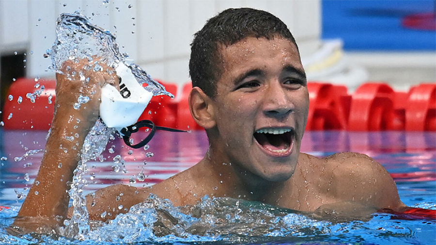 أيوب الحفناوي يحرز فضّية بطولة العالم للسباحة