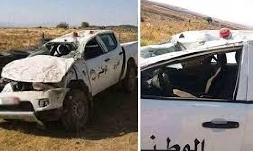 انقلاب سيارة حرس وطني في ذهيبة/ إصابة رئيس المركز وعونين
