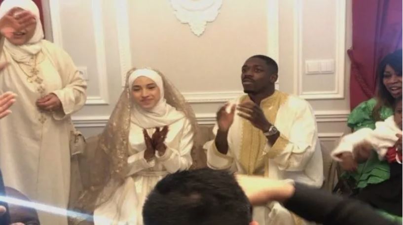شاهد الفيديو والصور/ عثمان ديبملي يتزوج مغربية