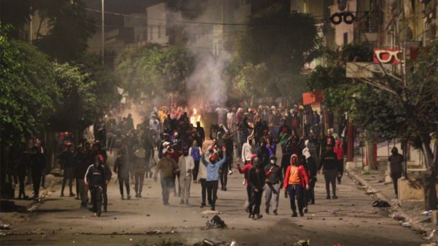 تونس تسجل حوالي 12 ألف تحرك إحتجاجي سنة 2021