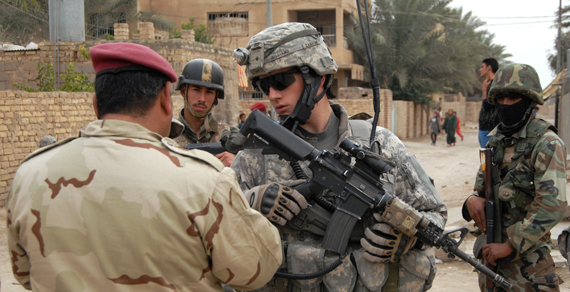 أخيرا حقق أمنيته/ “جاغوار” مترجم عراقي عرّض حياته للخطر من أجل الجنود الأمريكيين