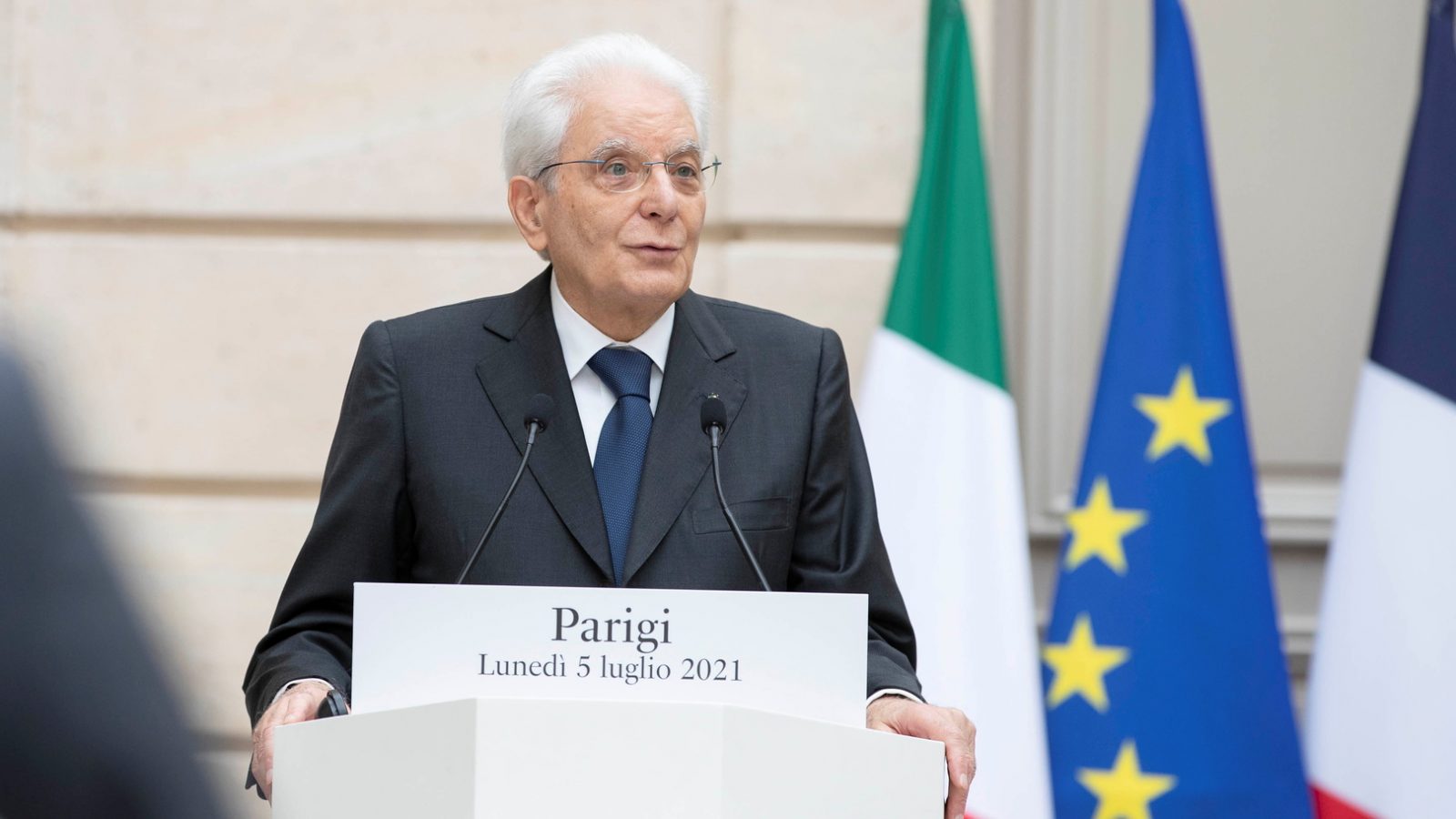 رئيس إيطاليا يستمر بمنصبه بعد الإخفاق في اختيار بديل