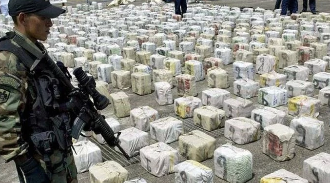 شحنة الكوكايين المحجوزة بالاكوادور/ تعهيد إدارة الشرطة العدلية بالقضية