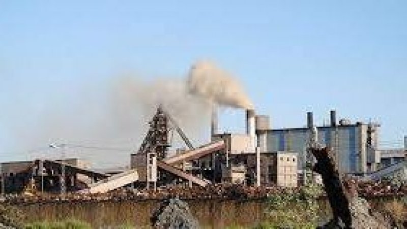 منزل بورقيبة/ إلغاء الإضراب بمصنع الفولاذ