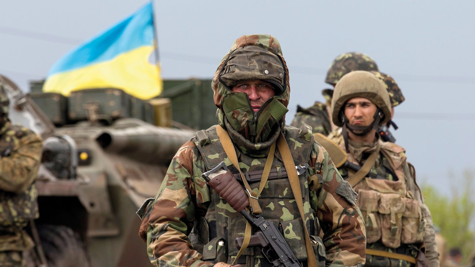 أوكرانيا/ مقتل 40 عسكريا و10 مدنيين في الهجوم الروسي