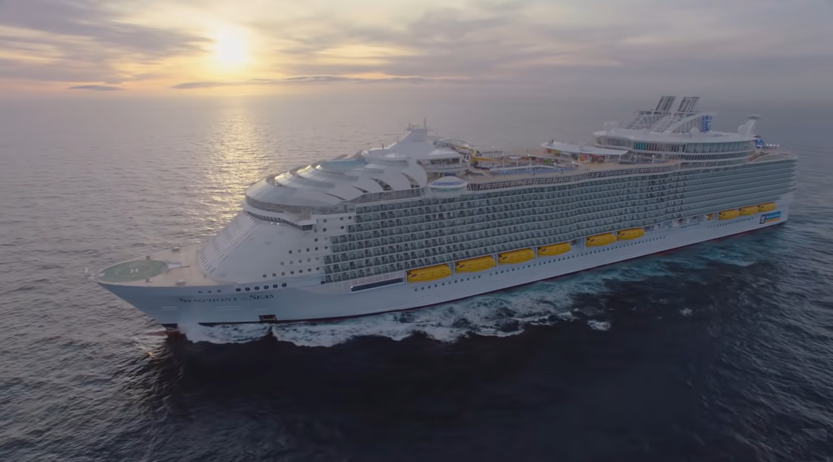فيديو/ أكبر سفينة في العالم تستعدّ للابحار
