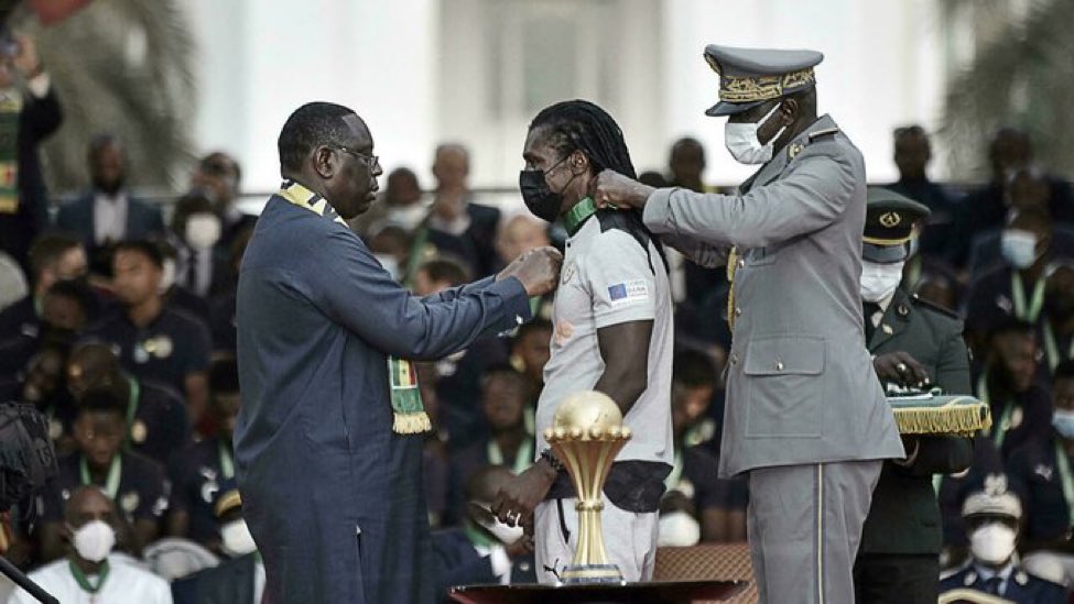 الرئيس السنغالي يفاجئ منتخب بلاده بهذه المكافأة الخيالية