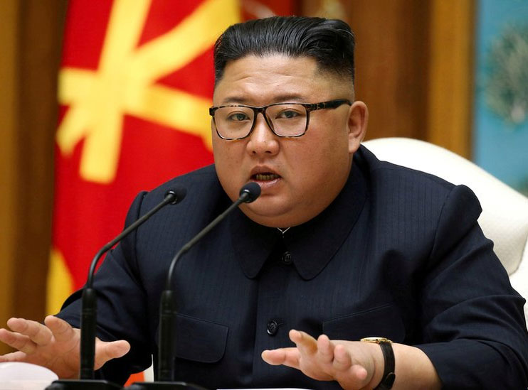 كوريا الشمالية تطلق أغرب حملاتها ضد “المدخنين”