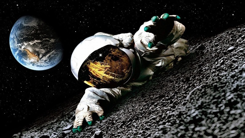 تعرّف على ما يمكن أن يحدث لو توفّي رائد فضاء على متن المركبة خارج الأرض؟