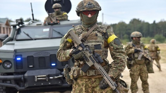 7 دول أوروبية تدعو مواطنيها إلى الامتناع عن القتال إلى جانب الجيش الأوكراني
