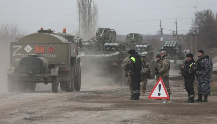 مسؤول أوكراني: القوات الروسية دخلت خيرسون في الجنوب