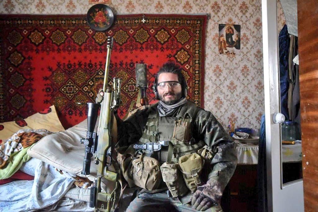 قاتل ضد داعش/ أخطر قناص في العالم يحارب إلى جانب الأوكرانيين