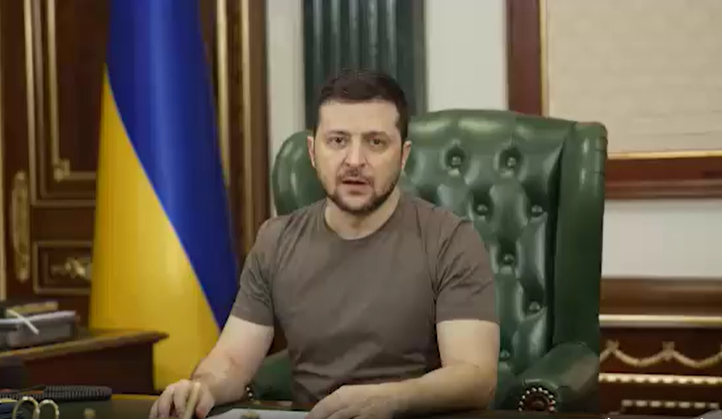 الرئيس الأوكراني للجنود الروس/ لماذا تموتون؟.. لن تأخذوا أي شيء من أوكرانيا! (فيديو)