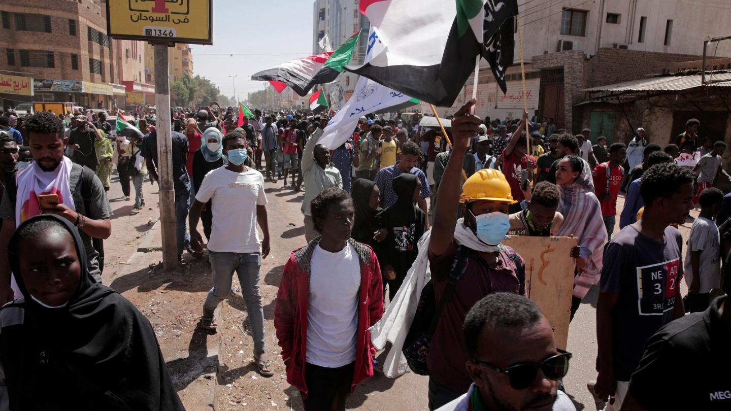 مقتل متظاهر في احتجاجات ضد الانقلاب في السودان