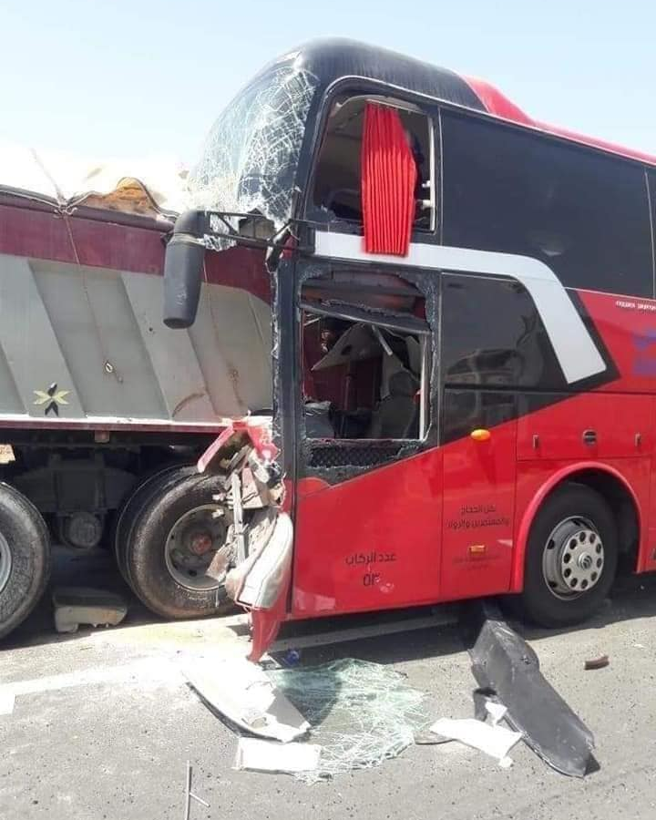 8 قتلى و43 جريحا بين معتمرين في انقلاب حافلة بالمدينة المنورة