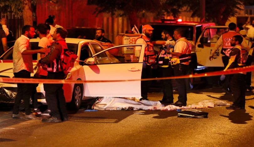 مقتل 3 مستوطنين وإصابة 6 آخرين في عملية وسط “تل أبيب”