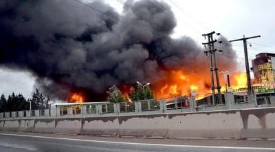 14 شاحنة إطفاء تتولى إطفاء الحريق في بن عروس
