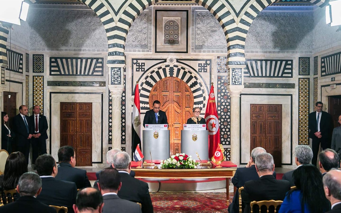 إمضاء اتفاقية ومذكرات تفاهم وتعاون في عدة مجالات بين تونس ومصر