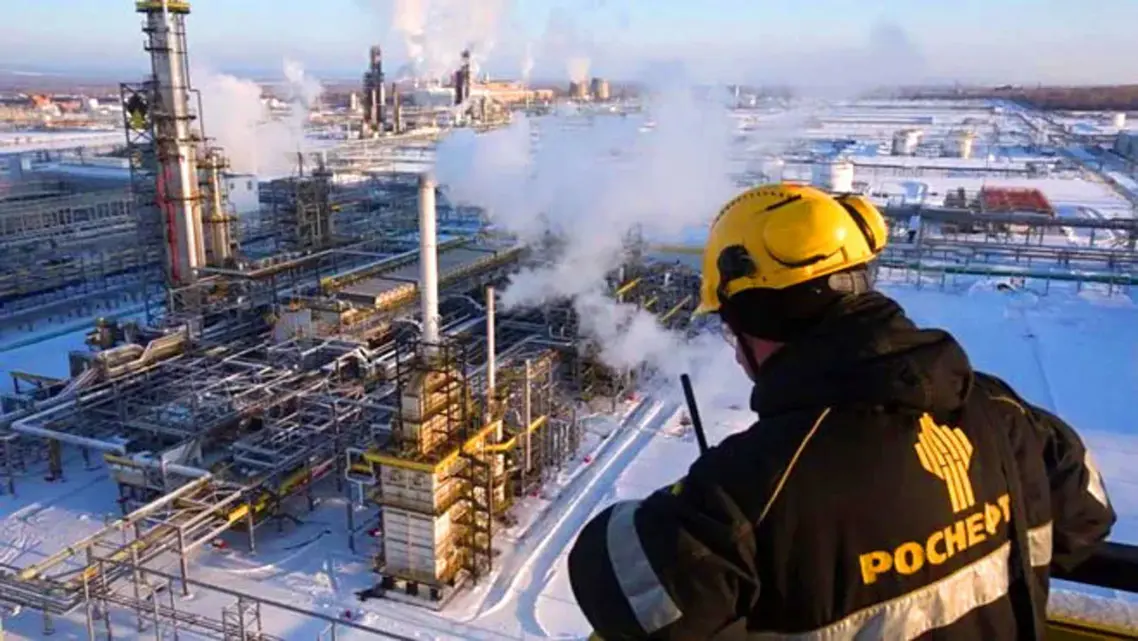 مجموعة السبع تتعهد بوقف استيراد النفط الروسي