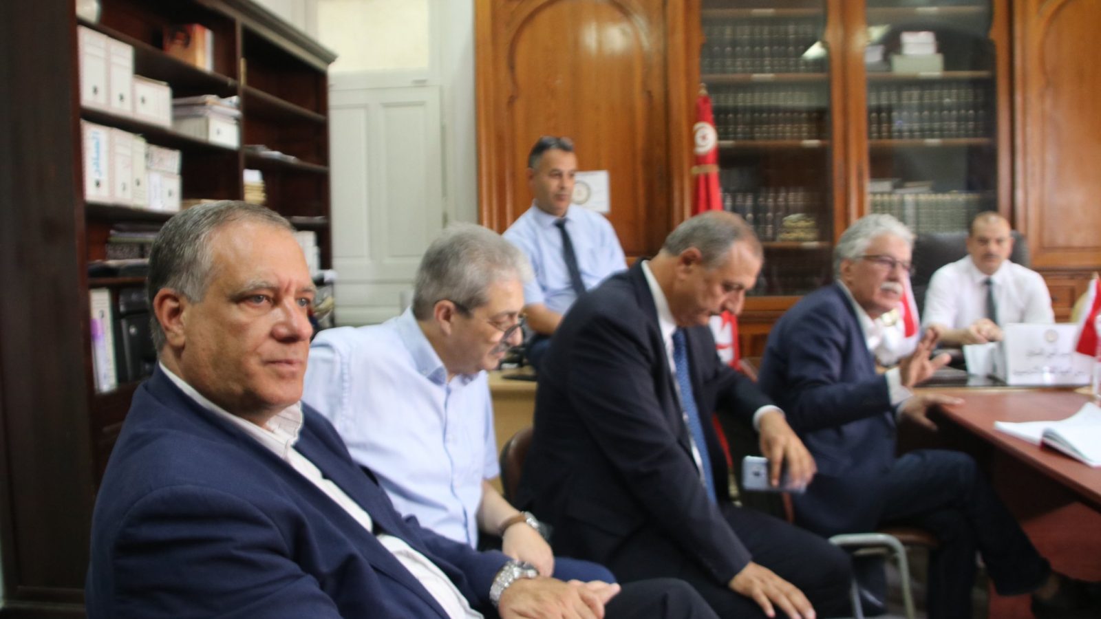 رؤساء أحزاب في زيارة دعم وتضامن لمقر جمعية القضاة (صور)