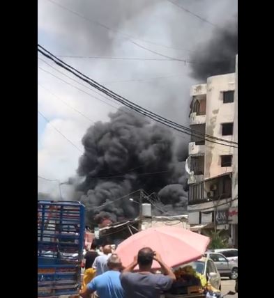 شاهد الفيديو/ حريق وانفجارات في بيروت