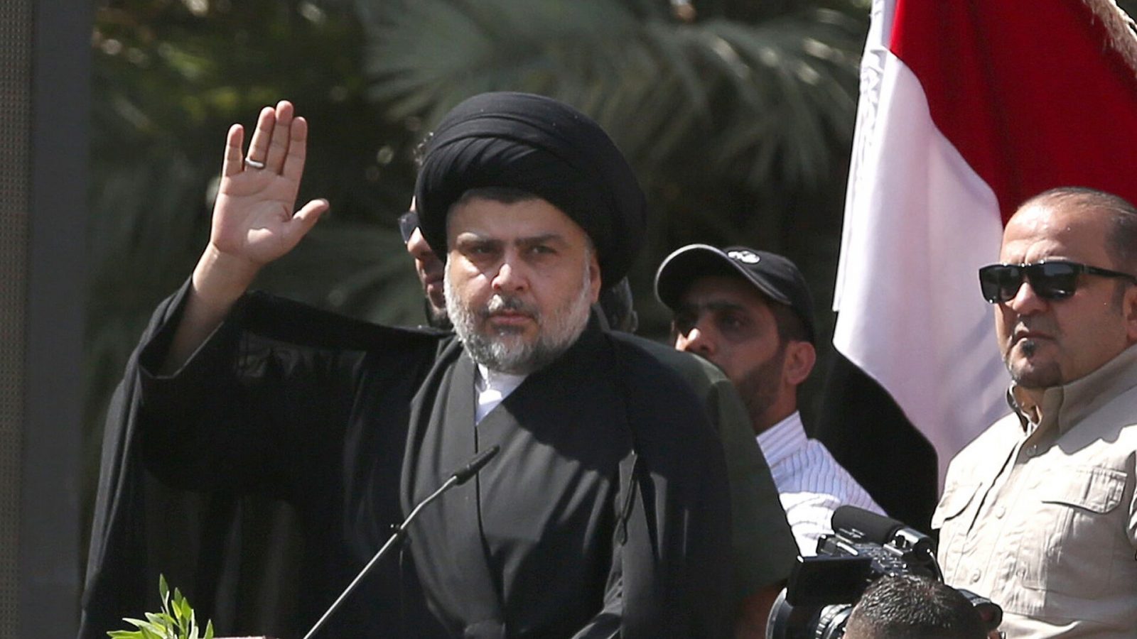 العراق/ الصّدر يرفض الحوار ويدعو إلى حل البرلمان