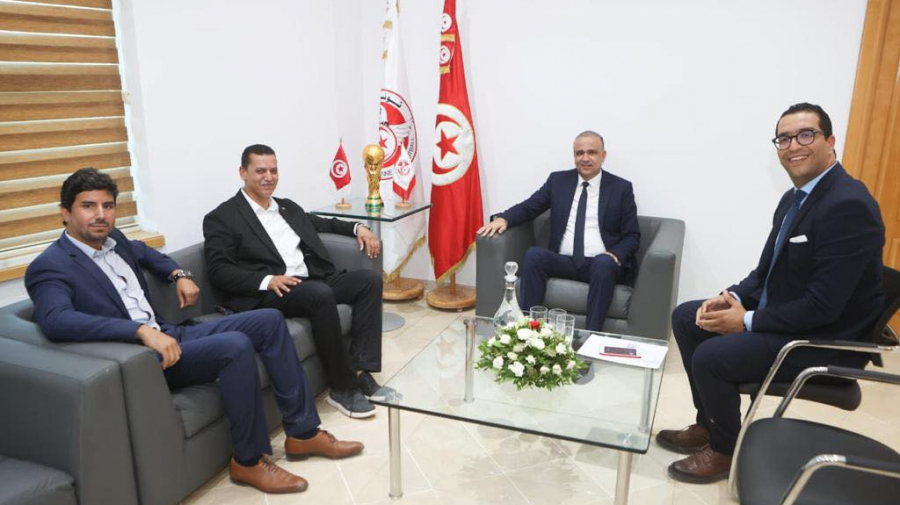 الجريء يناقش مع مسؤولي الملعب التونسي مشاكل الفريق