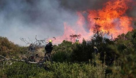 الكريب/ الجهود متواصلة لإطفاء حريق جبل لشيهب