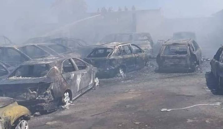 ليبيا/ حريق هائل يأتي على 40 سيارة