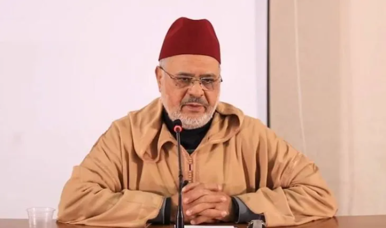 أغضب الجزائريين والموريتانيين/ رئيس الإتحاد العالمي لعلماء المسلمين يستقيل