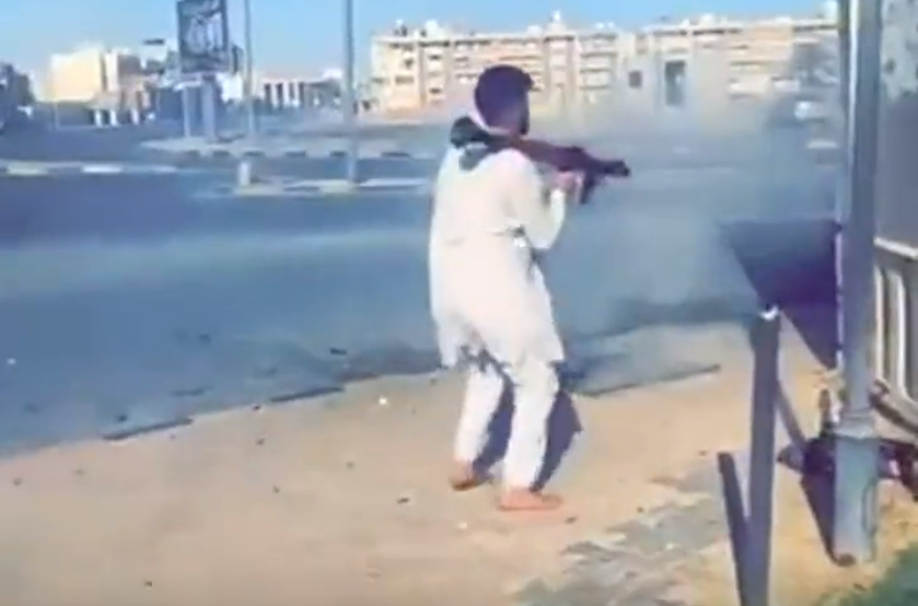 المعارك على أشدها وسط طرابلس (فيديو)