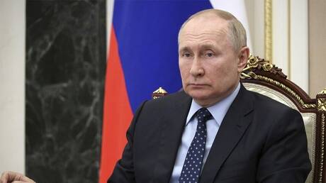 شاهد الفيديو/ بوتين يلقي نظرة الوداع على غورباتشوف