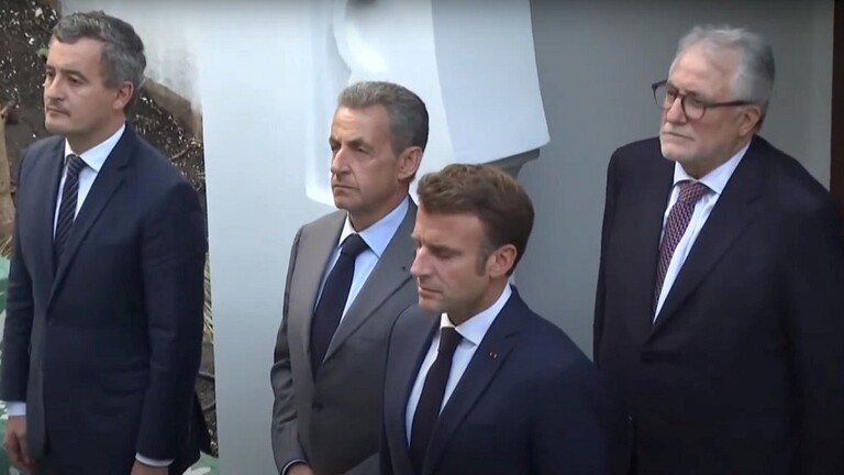 في ظهور نادر/ ماكرون وساركوزي معا في المسجد الكبير بباريس (فيديو)