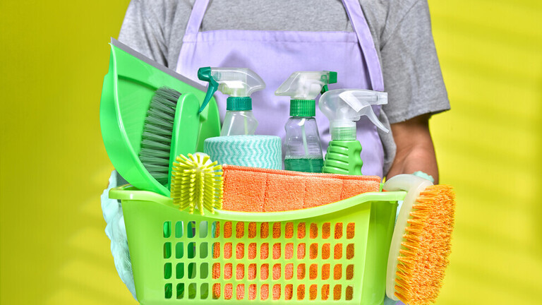 حذار/ مواد التنظيف المنزلية قد تزيد من خطر الإصابة بالسرطان