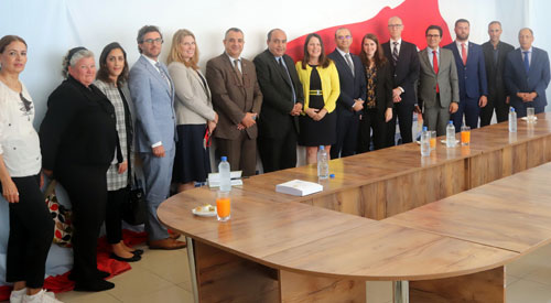 خلال زيارته تونس/ مسؤول أمريكي يؤكد أهمية وجود حكومة ديمقراطية شفافة