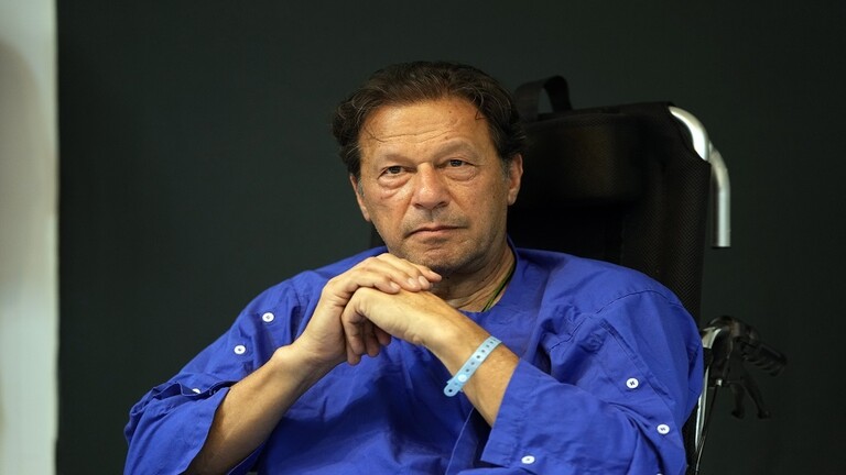 باكستان/ عمران خان يعلن موعد زحف أنصاره نحو إسلام آباد