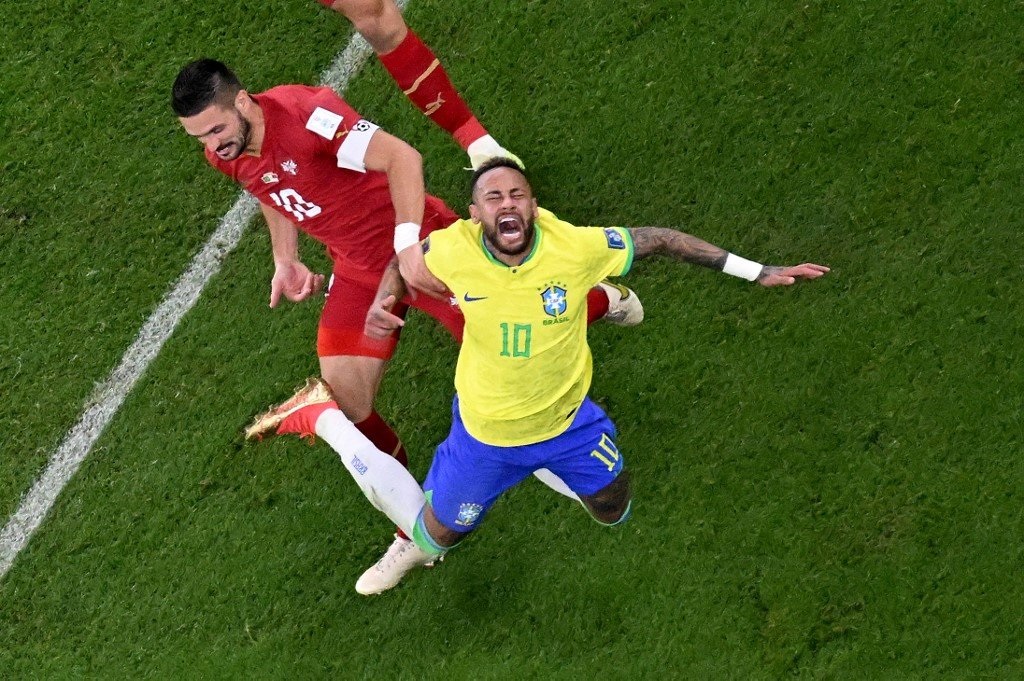 كأس العالم/ نيمار لن يلعب المباراتين القادمتين للبرازيل