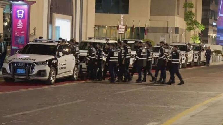 جماهير الأرجنتين تحاصر فندقا في قطر.. السبب