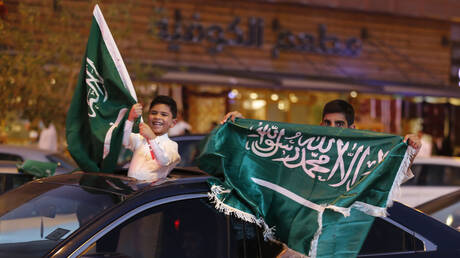 الاثنين/ نصف السعوديين يحتفلون بيوم ميلادهم.. ما السبب؟