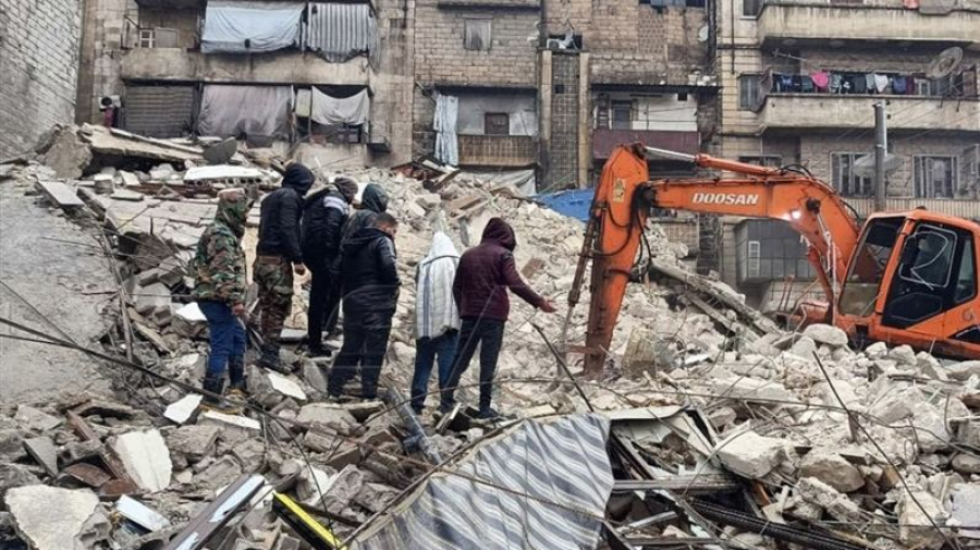 ارتفاع حصيلة قتلى زلزال تركيا وسوريا إلى أكثر من 4300 شخصا