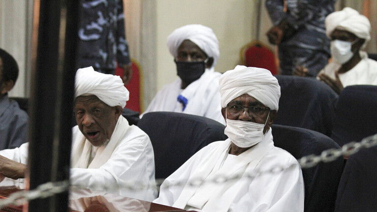 السودان/ البشير ينازع الموت