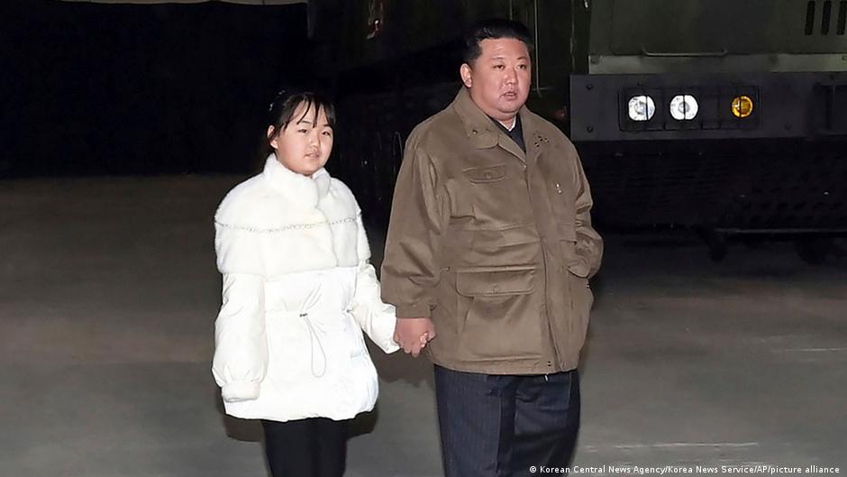 كوريا الشمالية / منع تسمية البنات والنساء باسم ابنة “الزعيم” !!