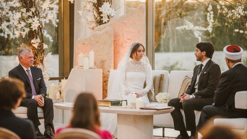 فيديو/ لقطات جديدة من زفاف الأميرة إيمان