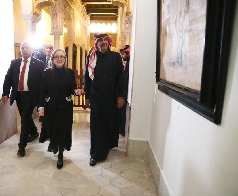 رئيس الوزراء القطري يزور مكتب الزعيم بورقيبة (صور)