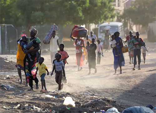 تحذيرات من كارثة إنسانية في السودان