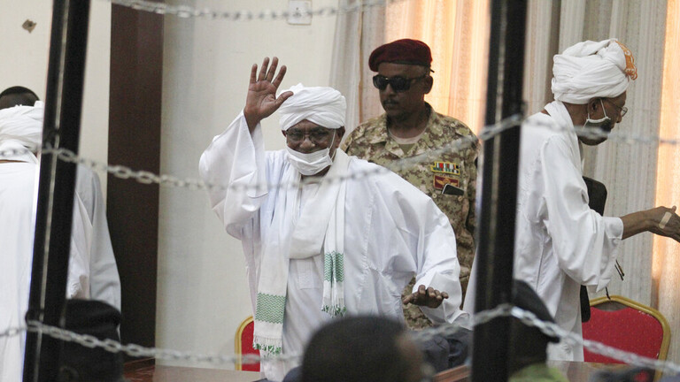 الجيش السوداني يصدر بيانا حول  مكان عمر البشير