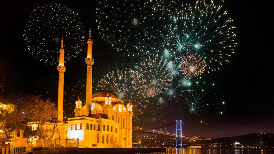 الجمعة أوّل أيام عيد الفطر في تركيا